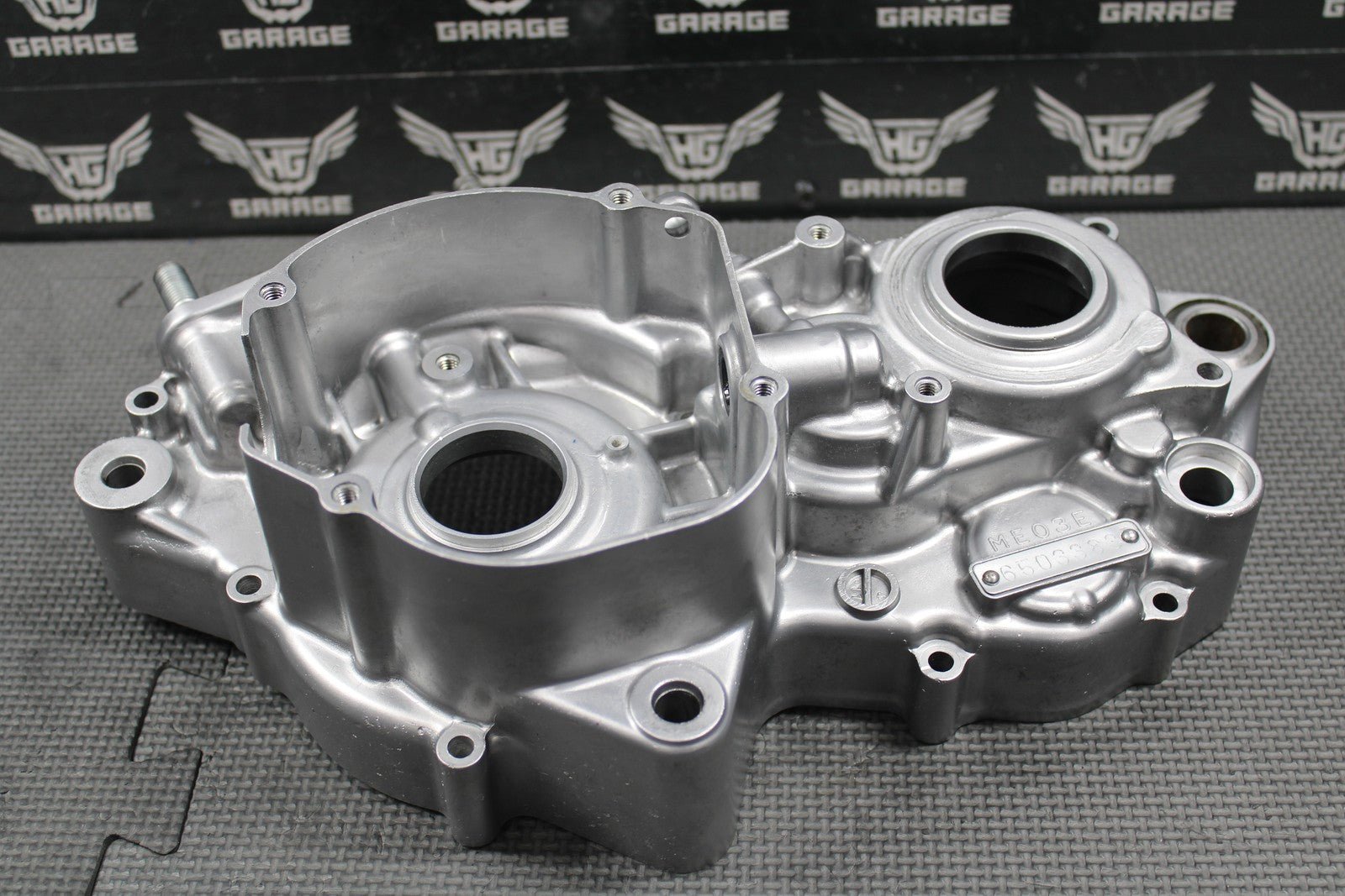2003 HONDA CR250R OEM LEFT ENGINE CRANKCASE CRANK CASE BLOCK 04922 - KZ3 - L31 NICE! - hggarage