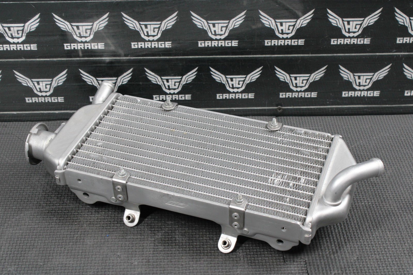 2013 HUSQVARNA TE511 OEM ENGINE LEFT SIDE MOTOR COOLING COOLER RADIATOR 8000H741 - hggarage