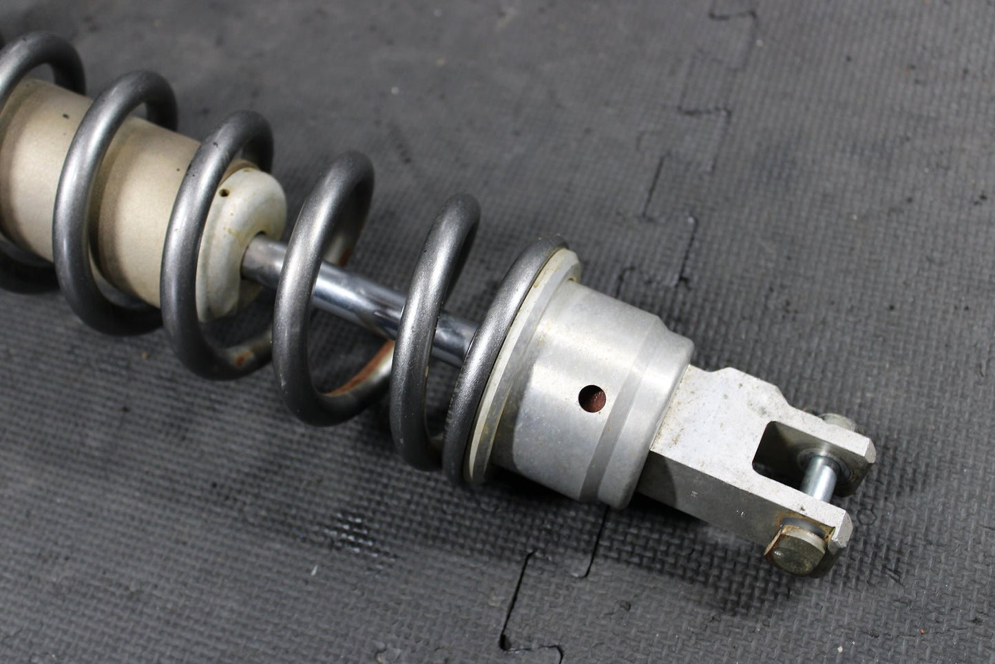 2019 HONDA CRF250R OEM REAR BACK SHOCK ABSORBER SUSPENSION 52400 - K95 - A41 GOOD! - hggarage