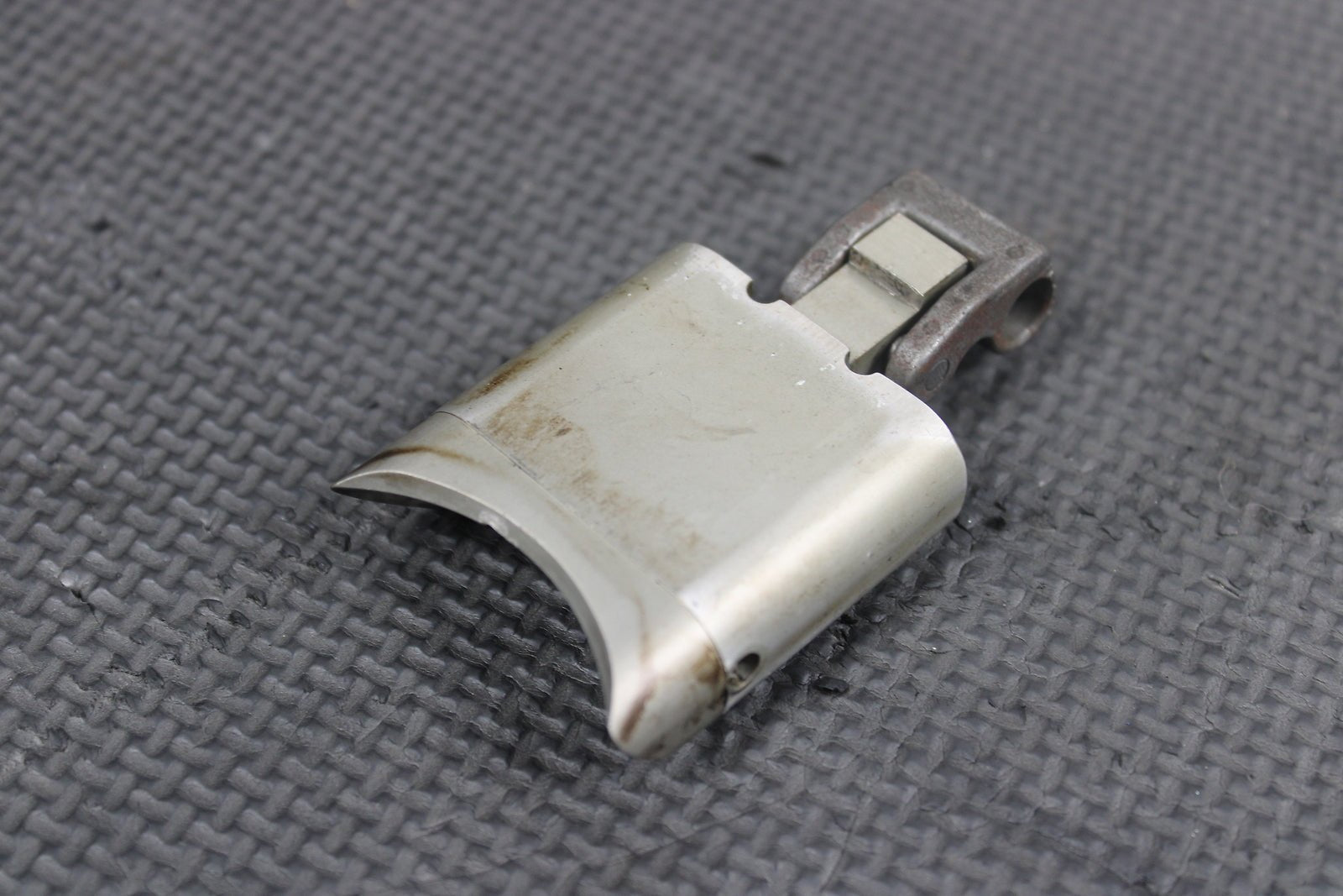2000 Suzuki RM250 OEM Engine Power Valve Governor 11206 - 37E30 11255 - 37E31 - hggarage