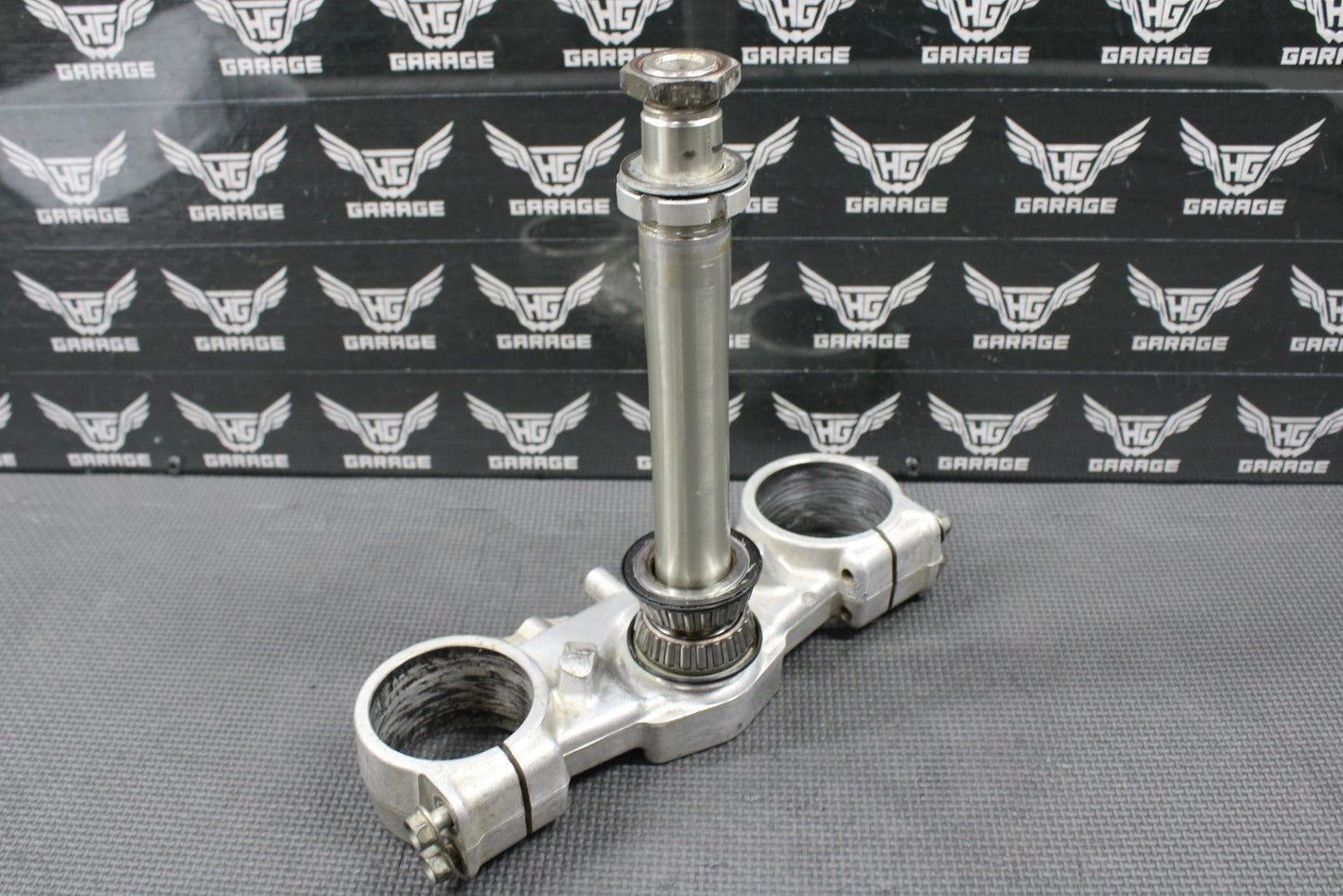 1999 SUZUKI 99 - 00 RM125 RM250 OEM FRONT FORKS CLAMP LOWER TRIPLE TREE STEM - hggarage