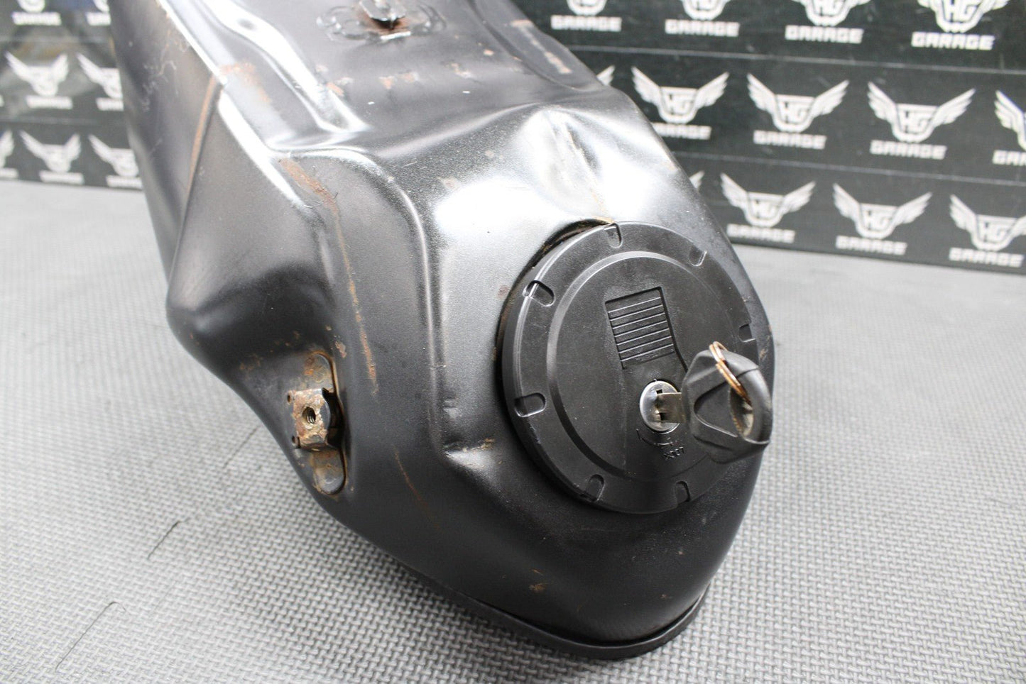2009 2010 KAWASAKI KLX250SF KLX250 OEM GAS FUEL TANK CELL RESEVOIR 51086 - 5064 - 25 - hggarage