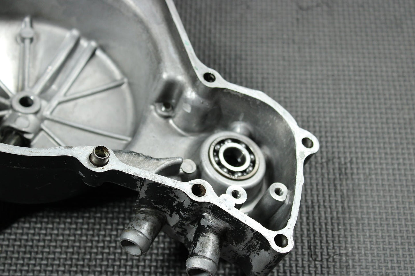 1993 Honda CR80R OEM Engine Motor Side Clutch Cover 11330 - GS2 - 405 - hggarage