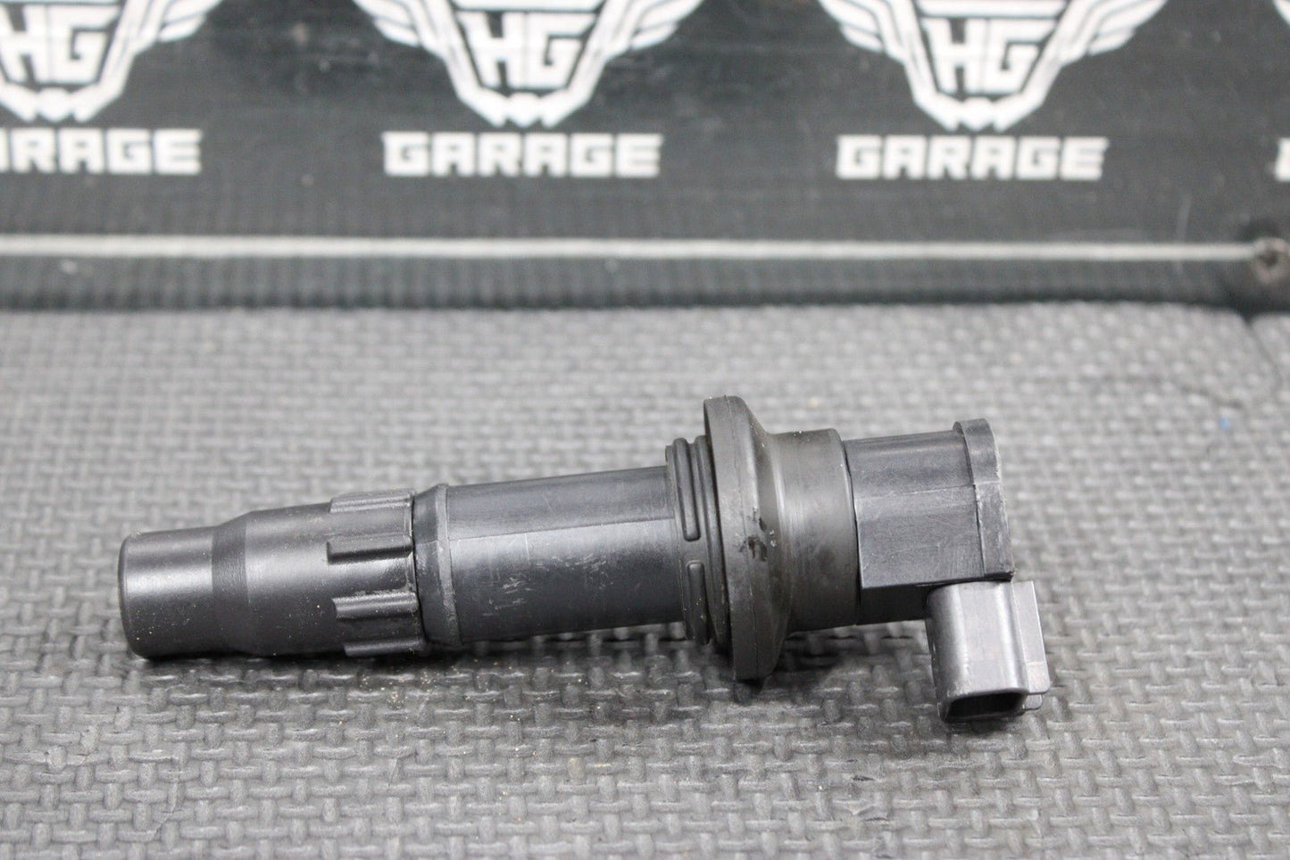 2005 YAMAHA 03 - 09 YZ450F OEM DENSO IGNITION COIL PLUG 5TA - 82310 - 10 - 00 - hggarage