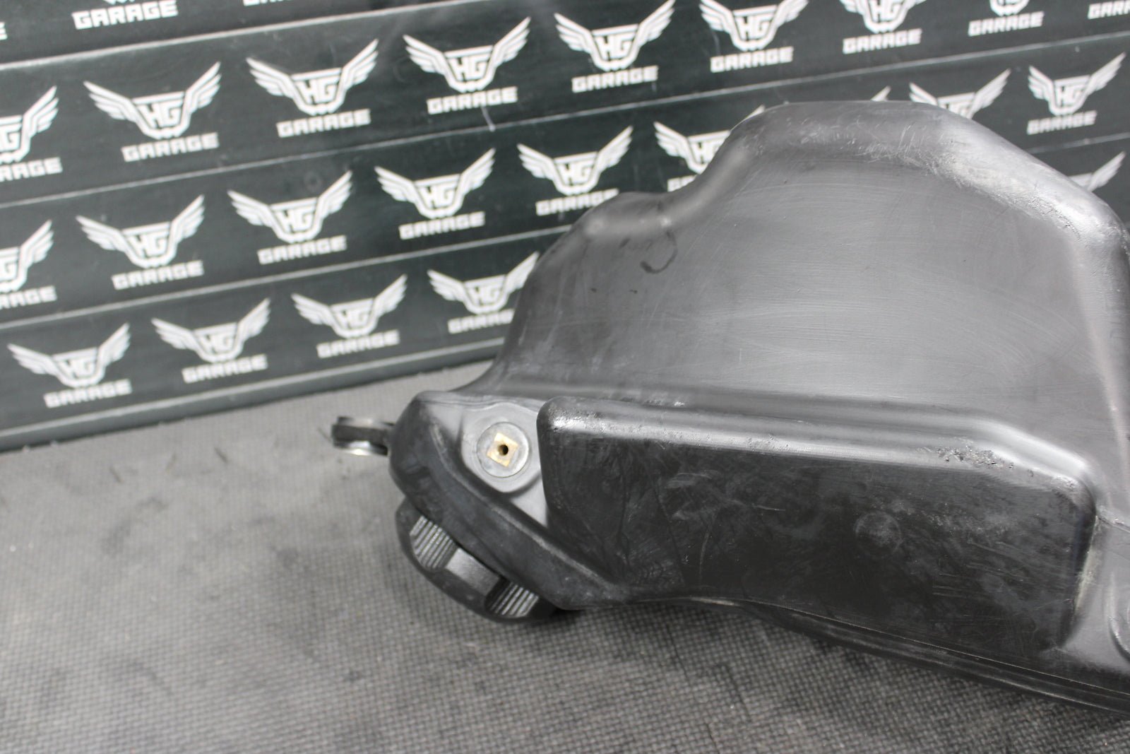2008 SUZUKI RMZ250 OEM GAS FUEL TANK CELL PETROL RESERVOIR 44110 - 10H00 - YBH - hggarage
