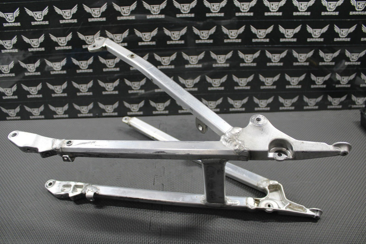 2020 SUZUKI RMZ250 18 - 20 RMZ450 OEM REAR BACK SUB FRAME SUBFRAME 41200 - 37K0 NICE - hggarage