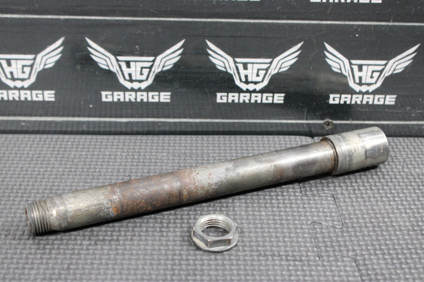 2014 KAWASAKI KX250F 04 - 14 OEM FRONT WHEEL RIM AXLE PIVOT BOLT 41068 - 0004 - hggarage