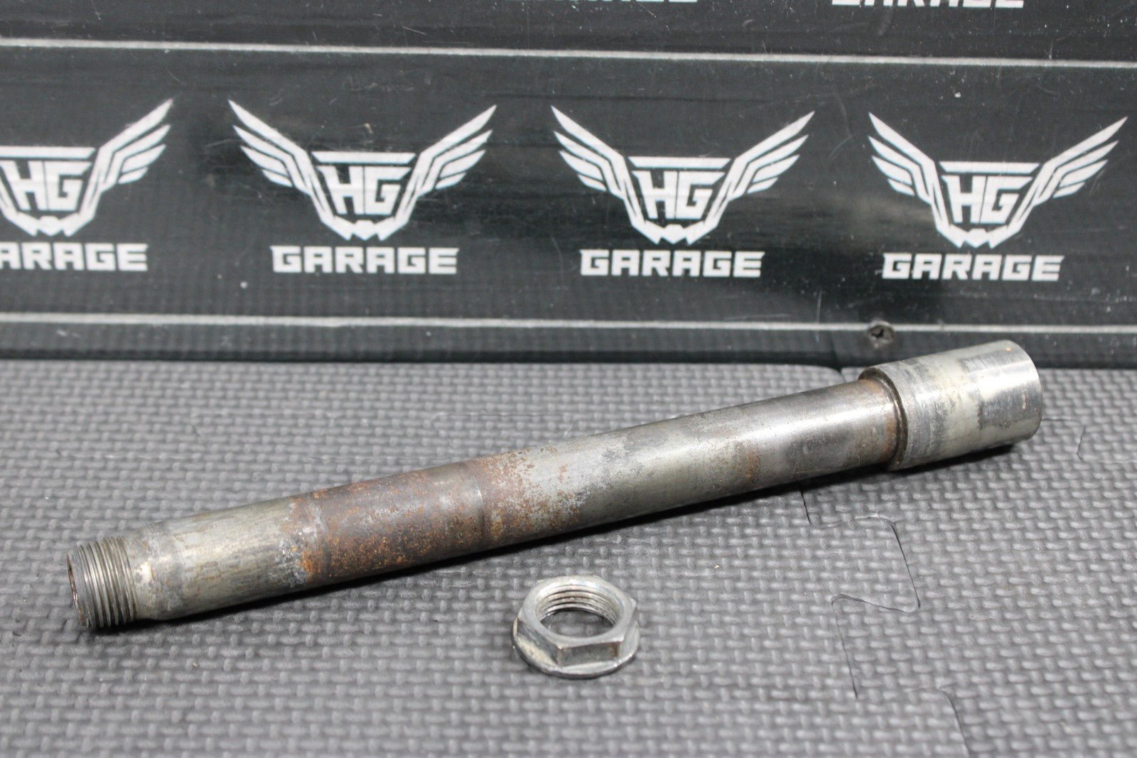 2014 KAWASAKI KX250F 04 - 14 OEM FRONT WHEEL RIM AXLE PIVOT BOLT 41068 - 0004 - hggarage
