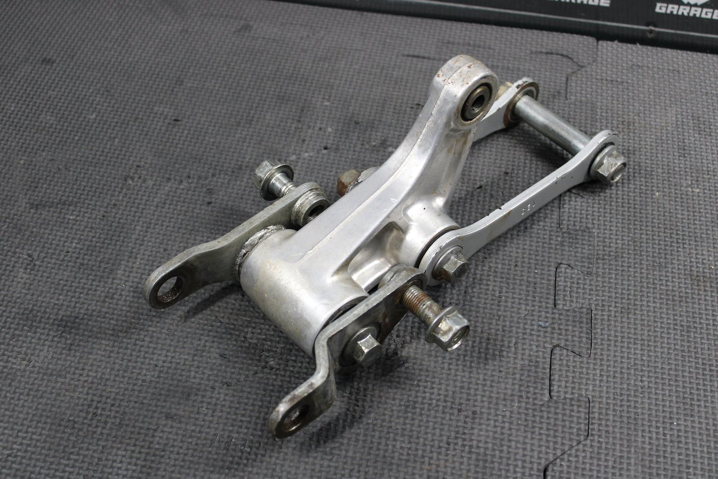 1991 Kawasaki KDX250 OEM Rear Shock Linkage Links 39007 - 1208 46102 - 1328 - hggarage