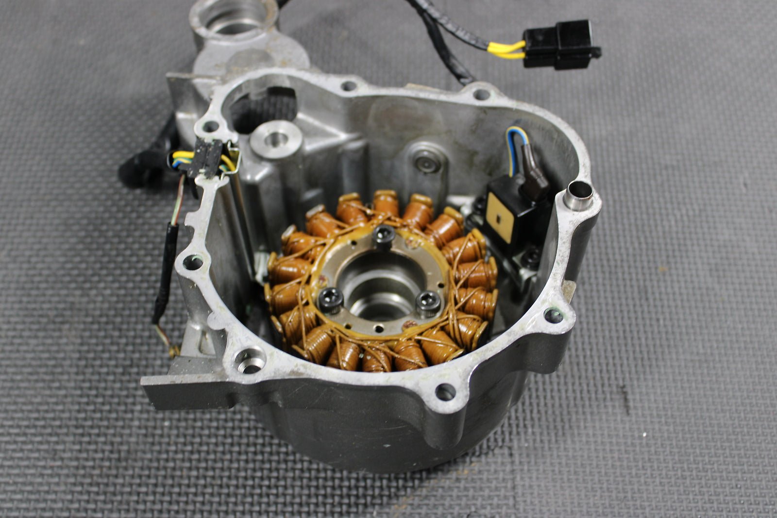 2009 HONDA CRF230L CRF230M OEM STATOR MAGNETO GENERATOR ALTERNATOR - hggarage
