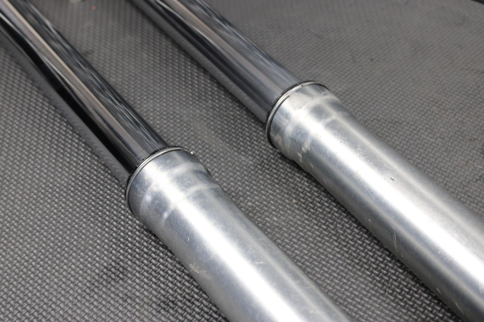 2000 KTM 250 EXC OEM RIGHT LEFT FRONT SUSPENSION FORKS SHOCKS 0518U787LS - hggarage