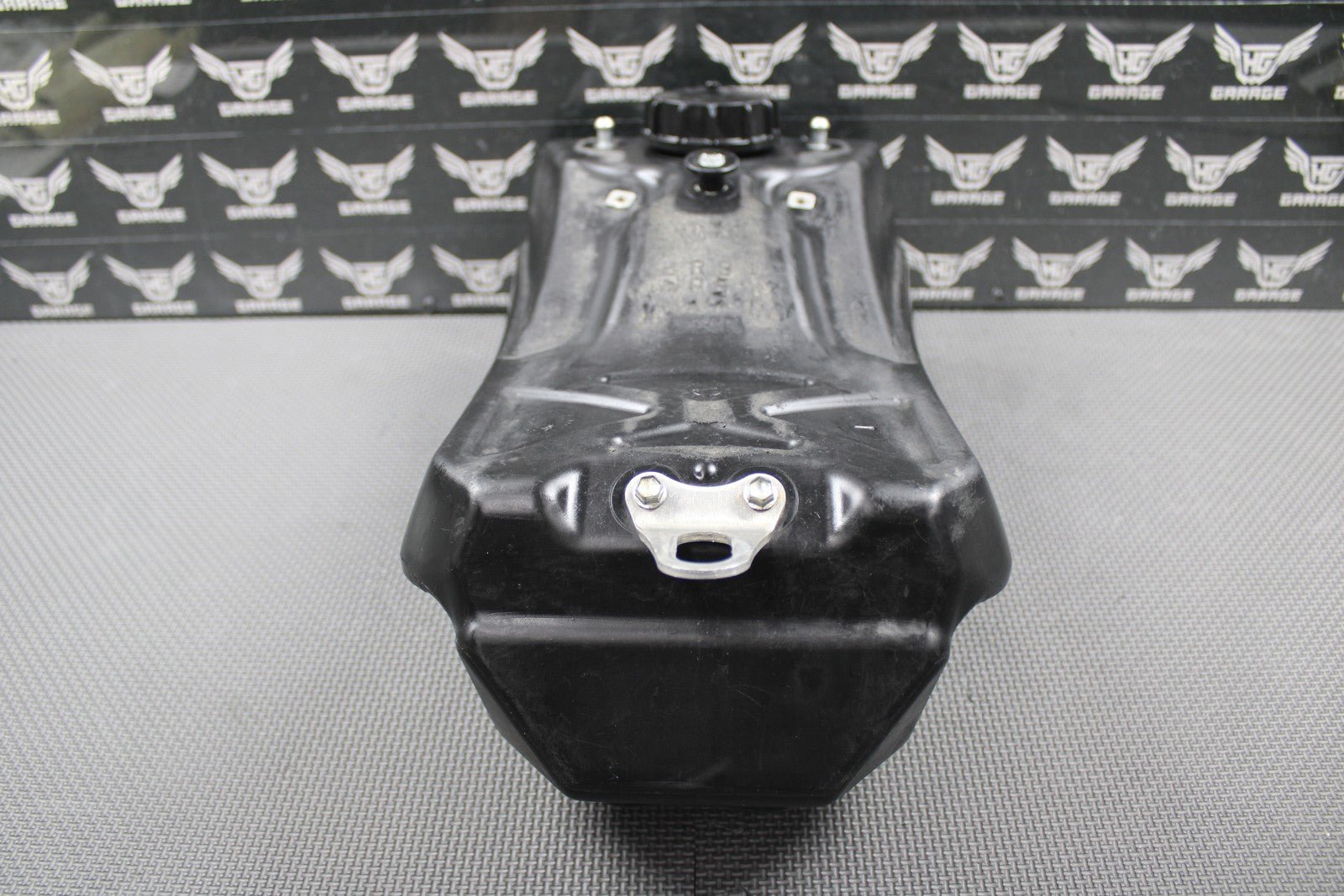 2020 YAMAHA 19 - 22 YZ250F YZ450F OEM GAS FUEL TANK CELL RESERVOIR BR9 - 24110 - 00 - 00 - hggarage