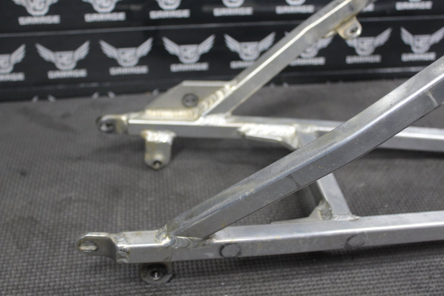 2006 04 - 06 SUZUKI RMZ250 OEM REAR BACK SUB FRAME SUBFRAME SEAT RAIL K3216 - 00087 - hggarage