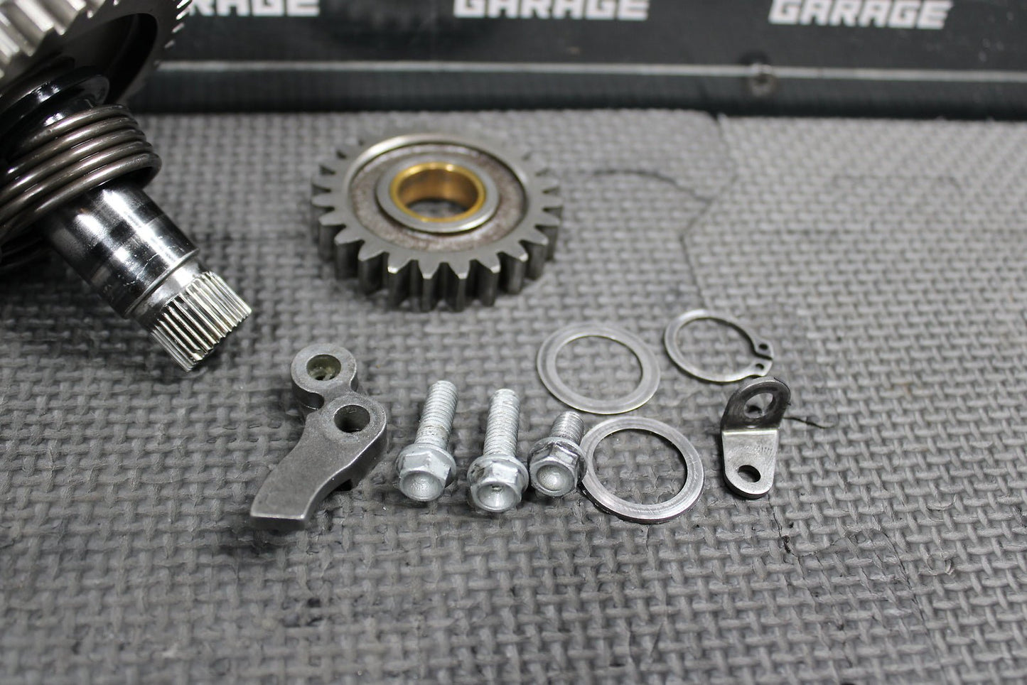 2006 KTM 450SX OEM KICKSTART KICK START SHAFT W IDLER GEAR 59033050100 590330530 - hggarage