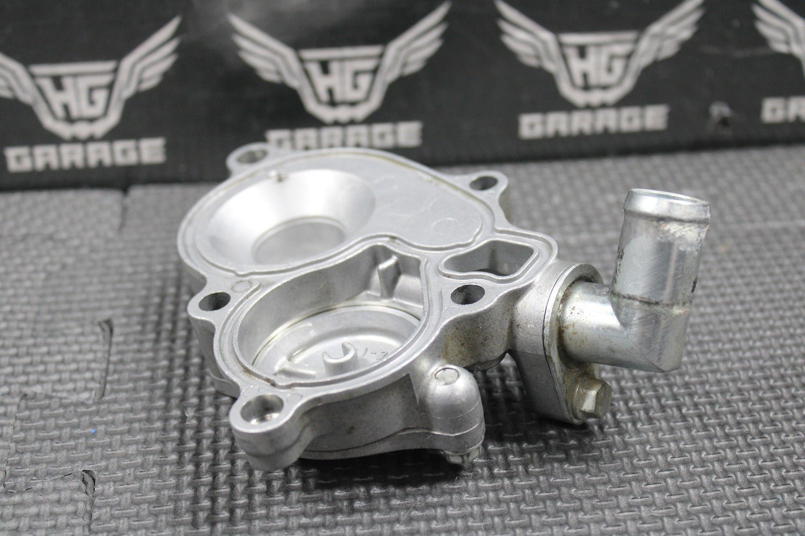 2019 SUZUKI 13 - 25 RMZ250 OEM WATER PUMP HOUSING COVER JOINT 17411 - 10H10 - hggarage
