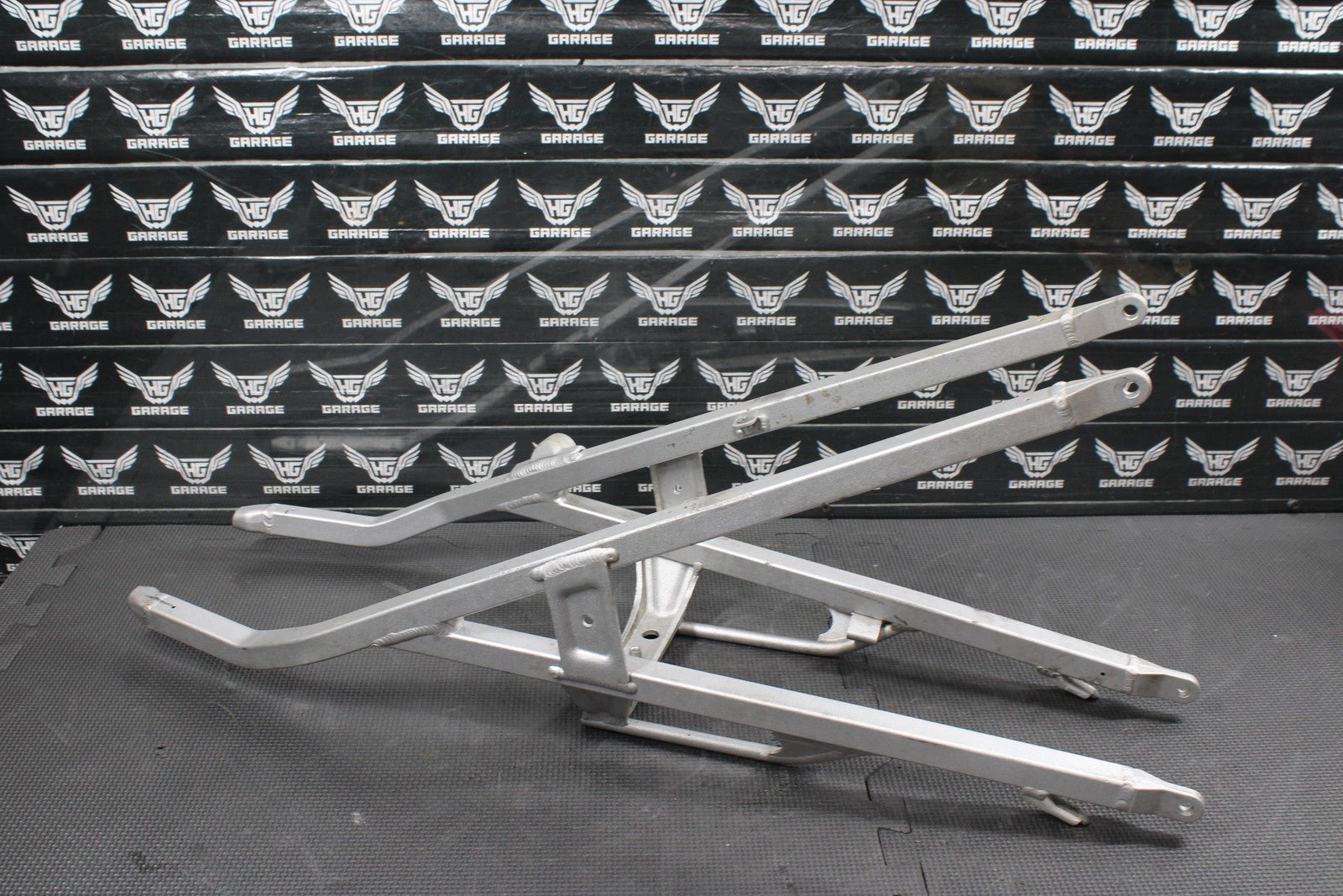 2013 HUSQVARNA TE511 OEM REAR BACK SUB FRAME SUBFRAME 8A00H2243 - hggarage
