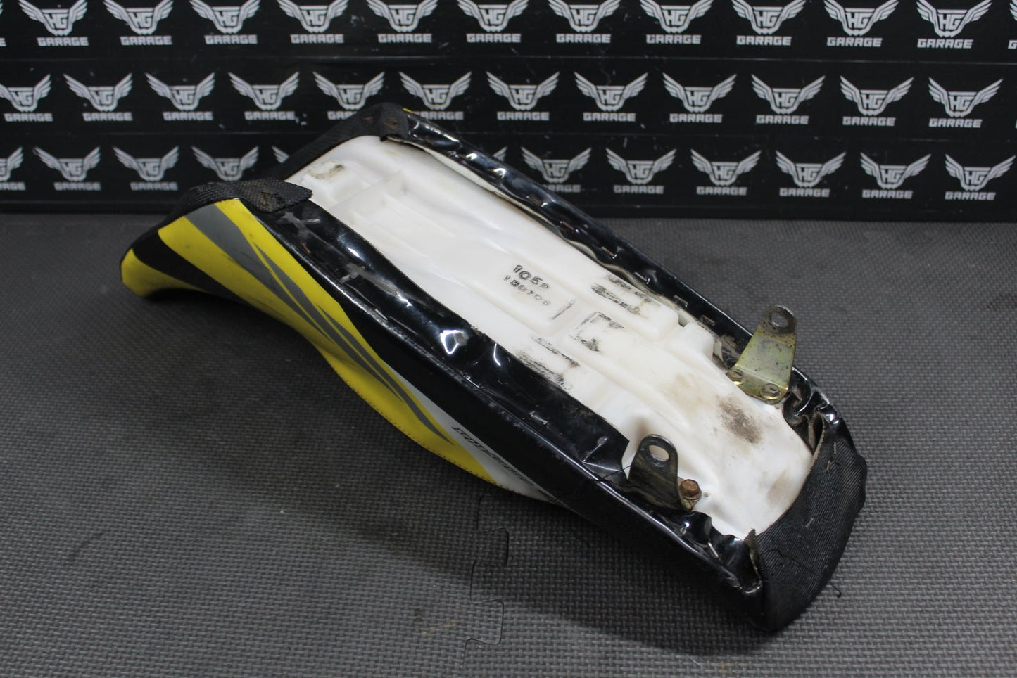 2003 SUZUKI RM100 SEAT SADDLE FOAM COVER KK530 - 66105 - 8MA - hggarage