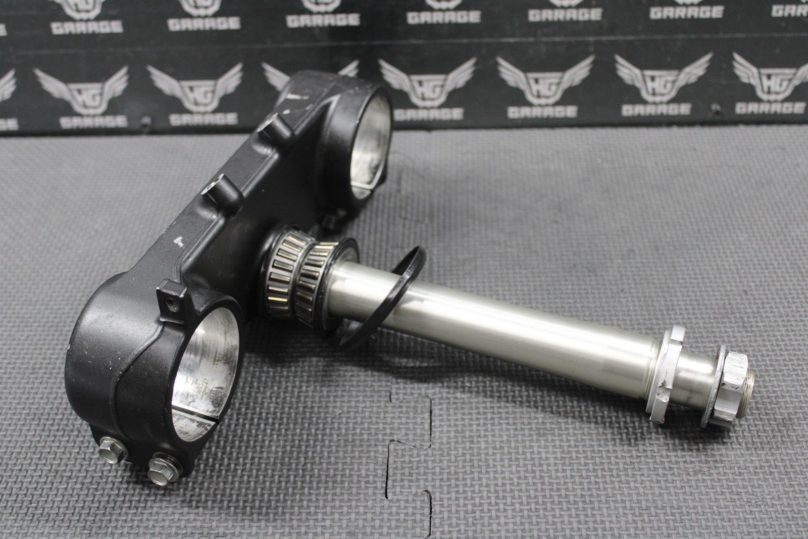 2019 SUZUKI RMZ250 OEM FRONT FORK CLAMP LOWER TRIPLE TREE STEM 51410 - 46K00 - hggarage