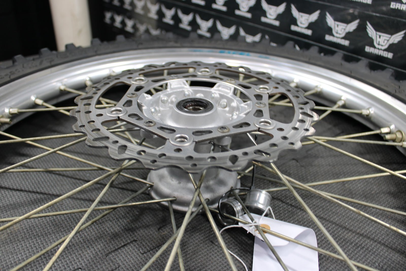 2008 Yamaha YZ450F OEM Excel Front Wheel Rim Hub Assembly 5NY - 25111 - 00 - 00 - hggarage