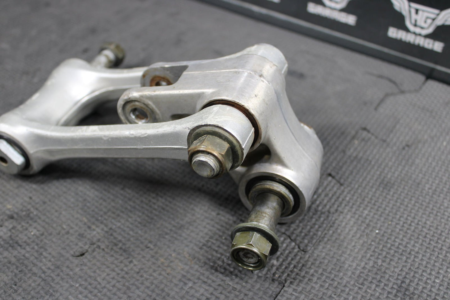 2006 Yamaha YZ450F OEM Rear Shock Linkage Links 5XC - 2217A - 90 - 00 - hggarage
