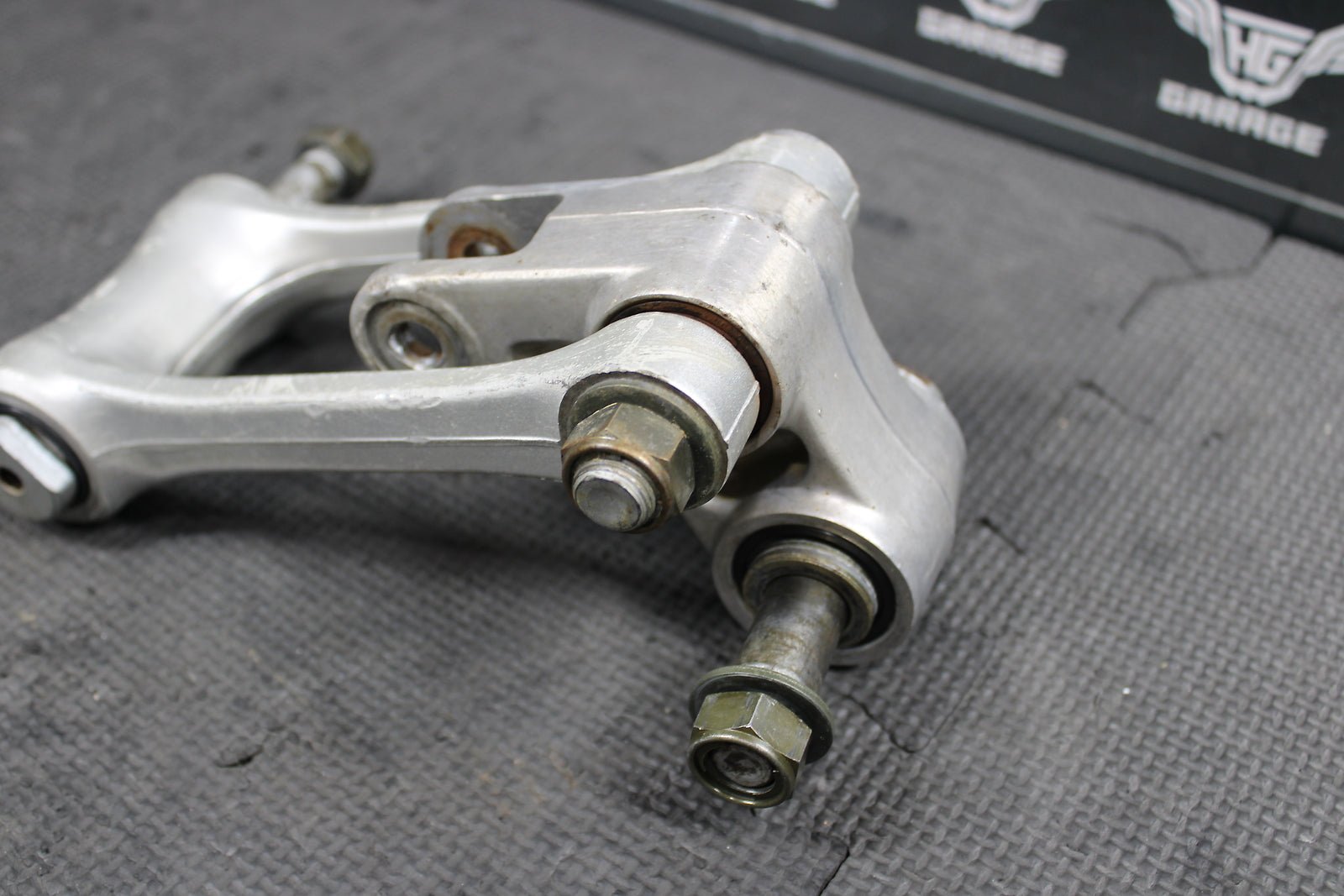 2006 Yamaha YZ450F OEM Rear Shock Linkage Links 5XC - 2217A - 90 - 00 - hggarage