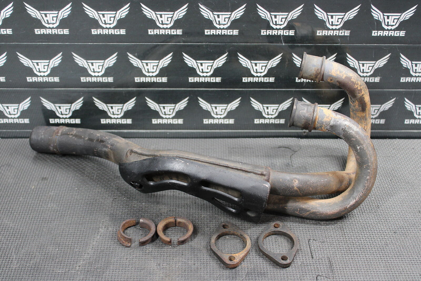 1986 HONDA XR250R OEM EXHAUST PIPE CHAMBER HEADER 18320-KT1-670