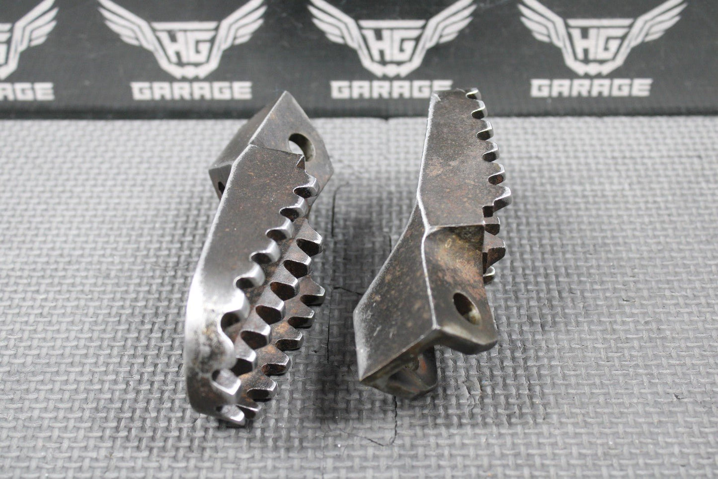2001 95 - 01 HONDA CR500R RIGHT LEFT OVERSIZE FOOTPEGS FOOT PEGS PEDALS HEAVY DUTY - hggarage