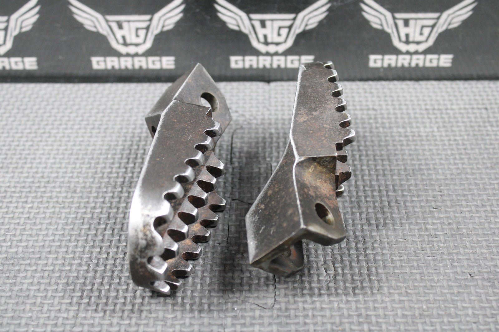 2001 95 - 01 HONDA CR500R RIGHT LEFT OVERSIZE FOOTPEGS FOOT PEGS PEDALS HEAVY DUTY - hggarage