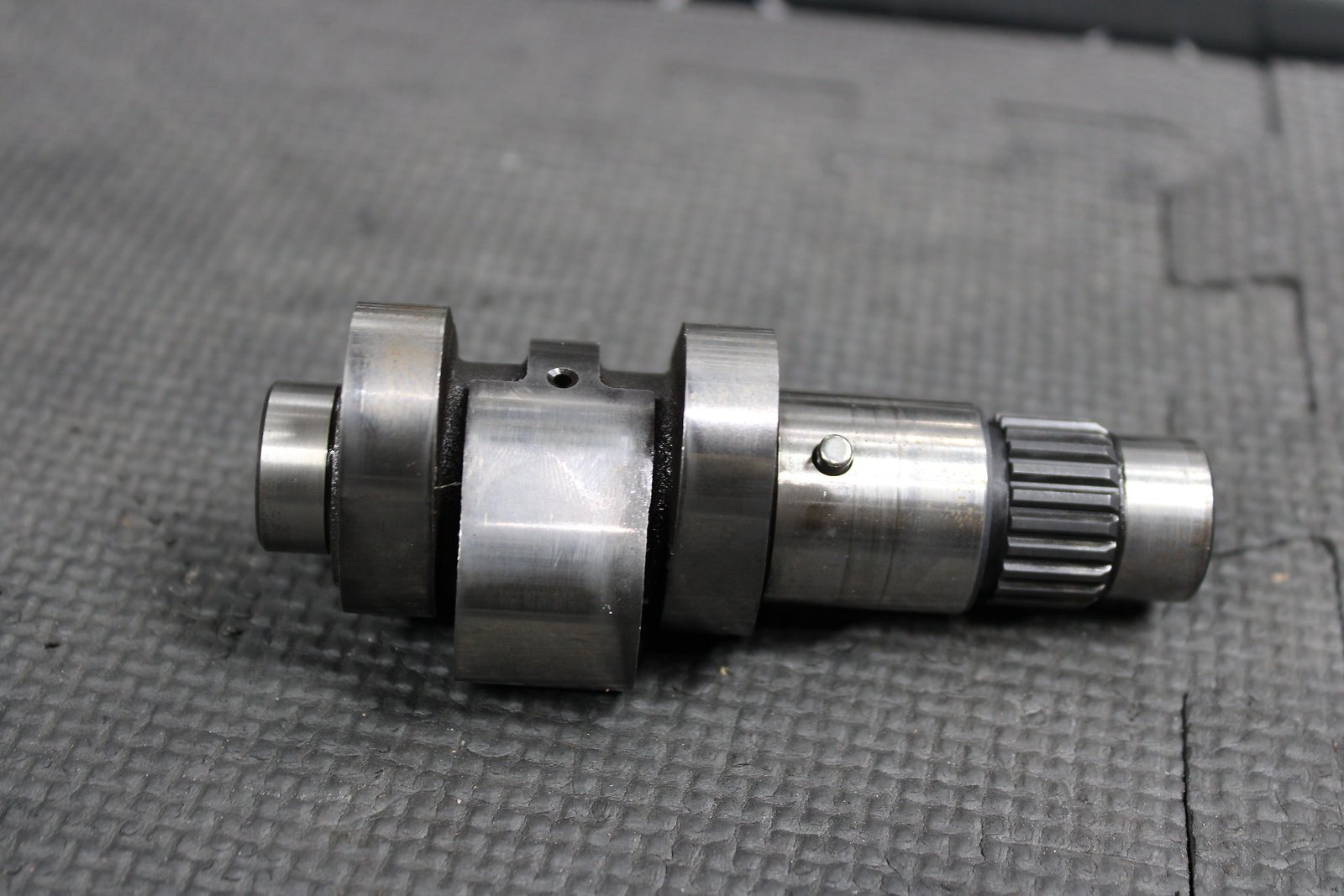 2007 Honda XR650R 00 - 07 OEM Engine Motor Cam Shaft Camshaft 14000 - Mbn - 670 - hggarage