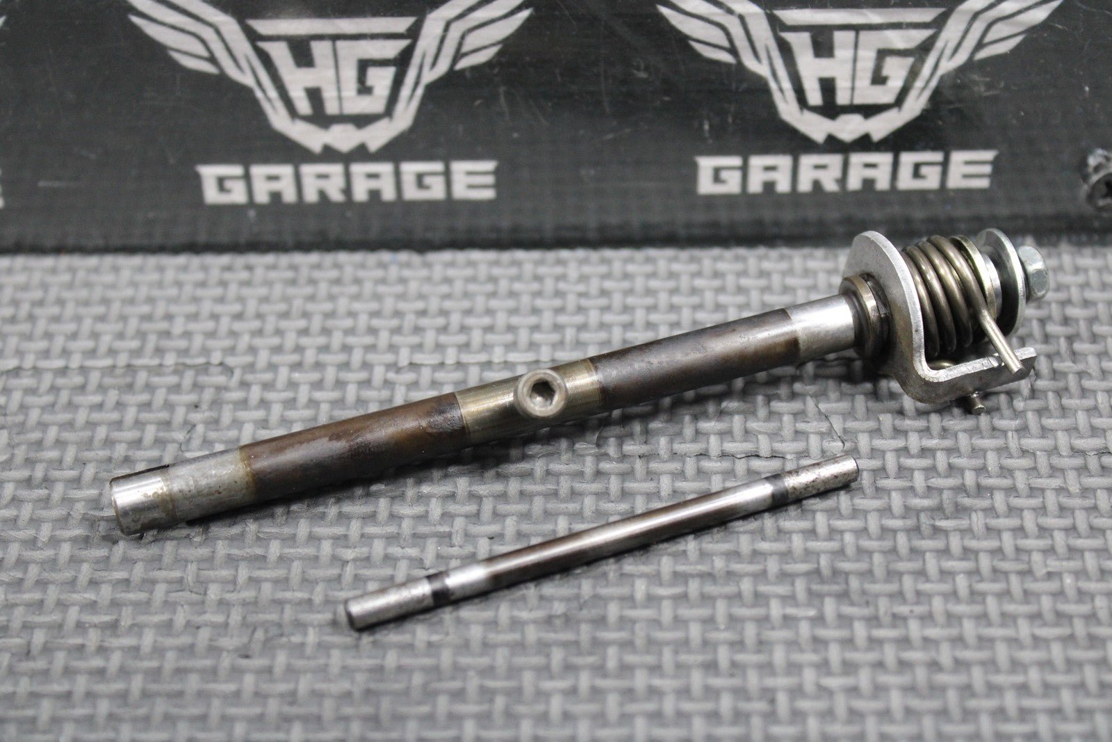 1999 SUZUKI 99 - 00 RM250 OEM EXHAUST POWER VALVE SHAFT LEVER PIN 11266 - 28C10 - hggarage