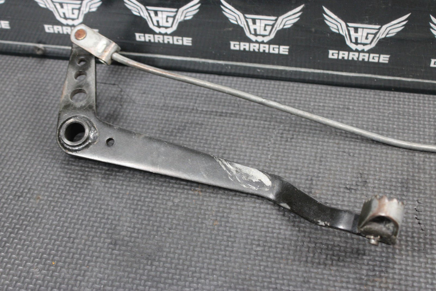 2000 YAMAHA TTR125 TR125L OEM RIGHT REARSET BRAKE FOOT PEDAL 5HP - 27200 - 00 - 00 - hggarage