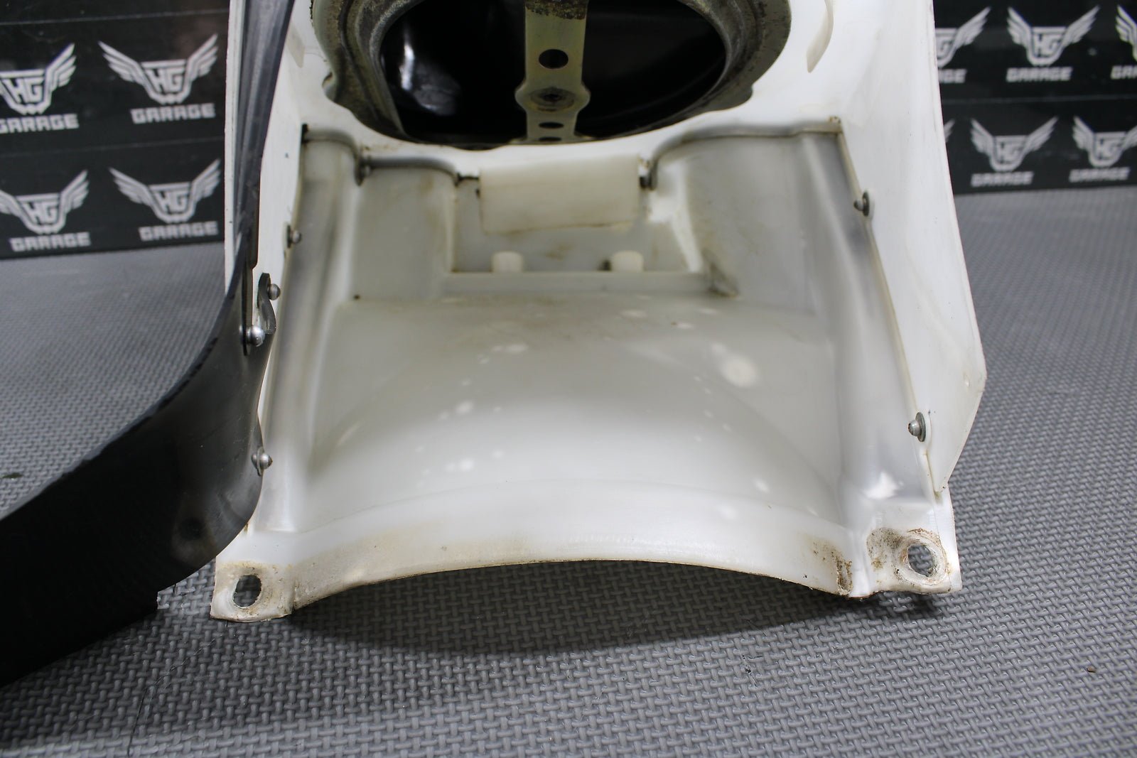 1998 1999 HONDA CR125R OEM AIRBOX AIR CLEANER CASE FILTER BOX INTAKE BOOT NICE! - hggarage