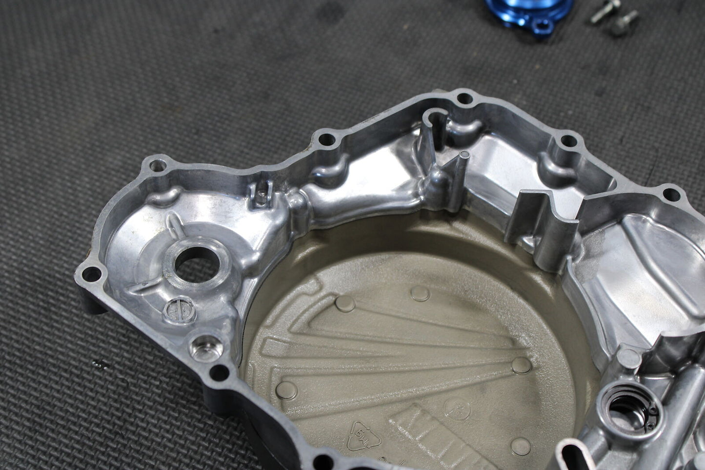 2014 YAMAHA WR250F YZ250F OEM ENGINE MOTOR SIDE CLUTCH COVER 1SM-15415-00-00