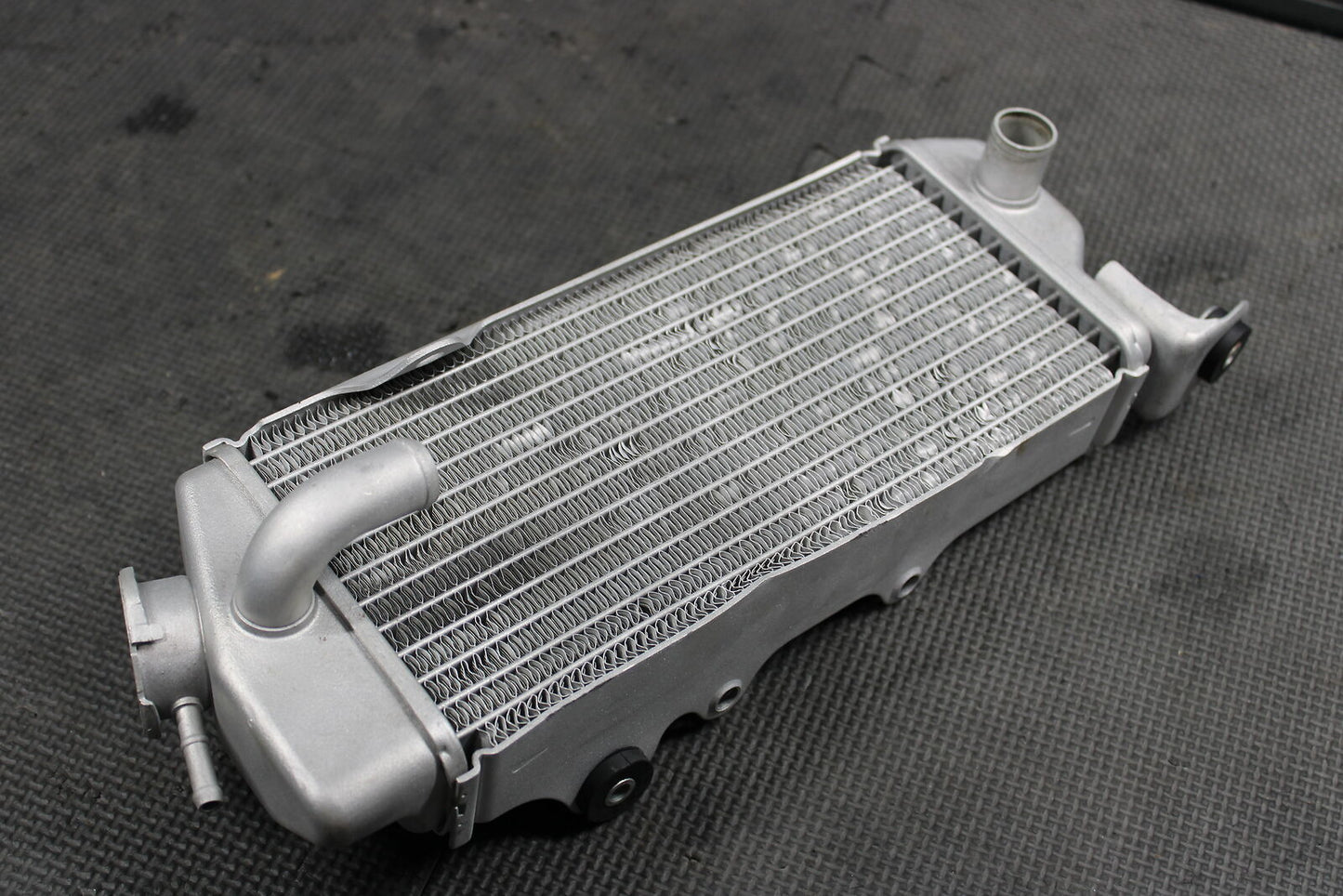 2019 KAWASAKI KX100 KX112 KX85 OEM ENGINE MOTOR COOLING COOLER RADIATOR