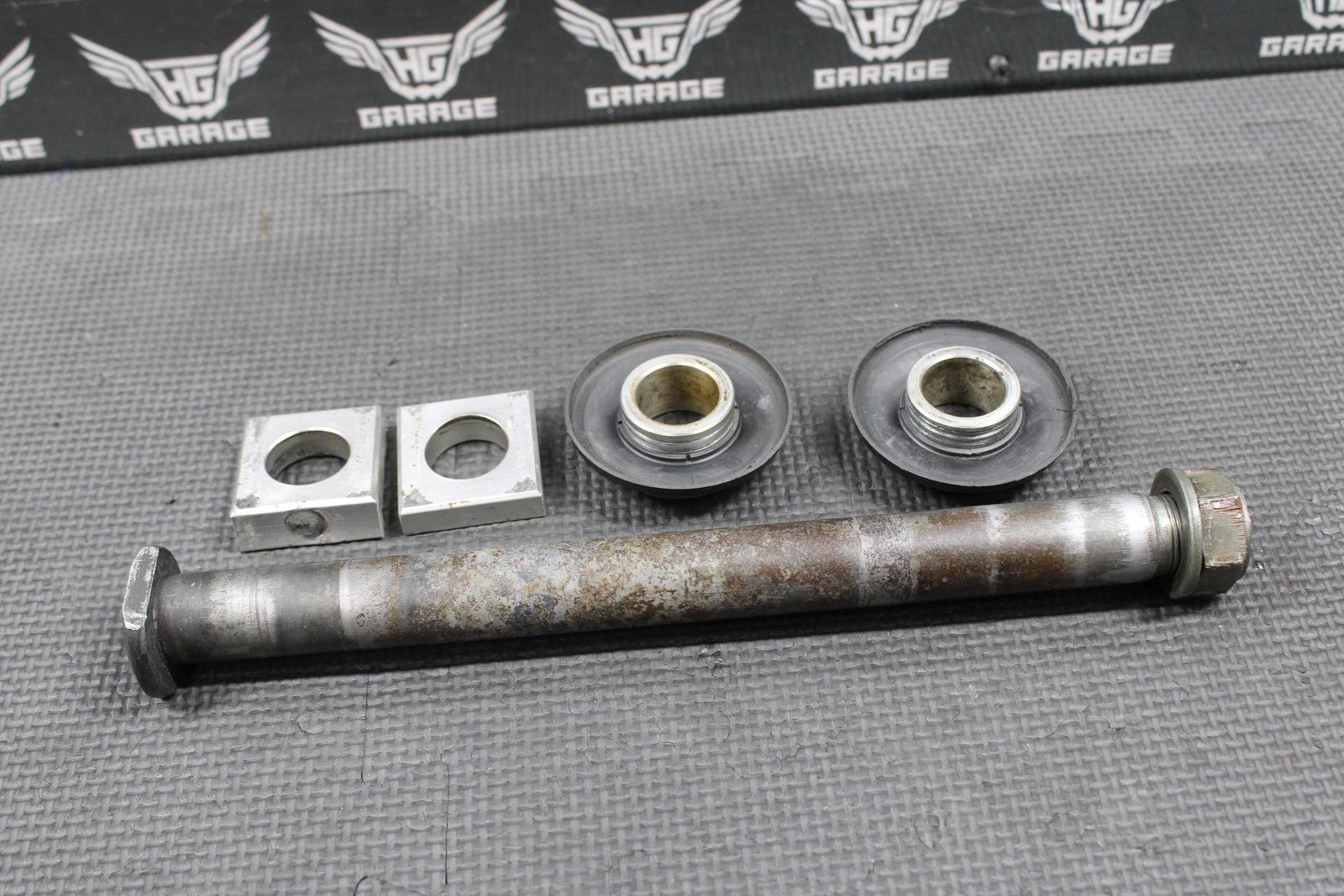 2003 YAMAHA YZ125 OEM REAR AXLE BACK WHEEL RIM PIVOT BOLT SPACERS 5ET - 25381 - 00 - 0 - hggarage
