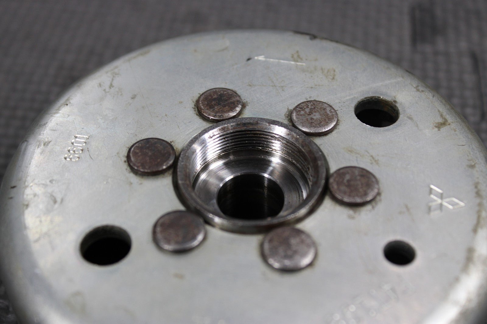 1997 96 - 00 YAMAHA RT100 STATOR MAGNETO ROTOR FLYWHEEL 3M2 - 85550 - 21 - 00 - hggarage
