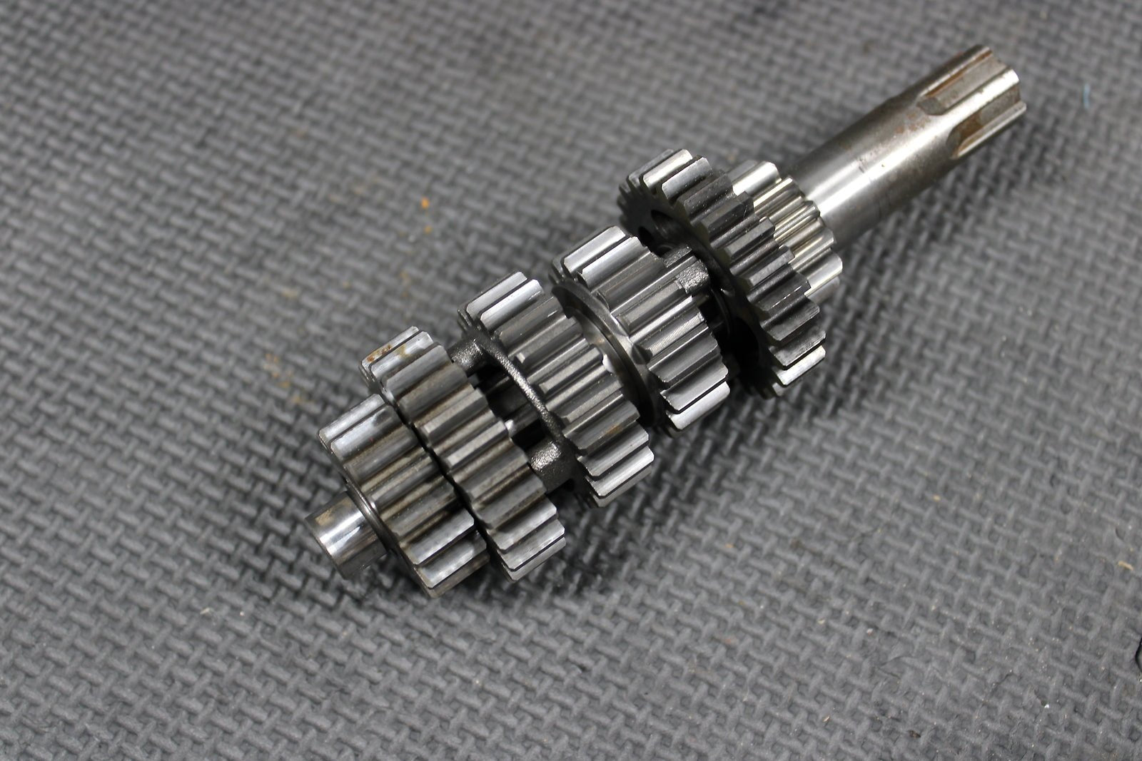 2002 KAWASAKI KX60 KX65 OEM ENGINE TRANSMISSION TRANNY ASSEMBLY GEARS - hggarage