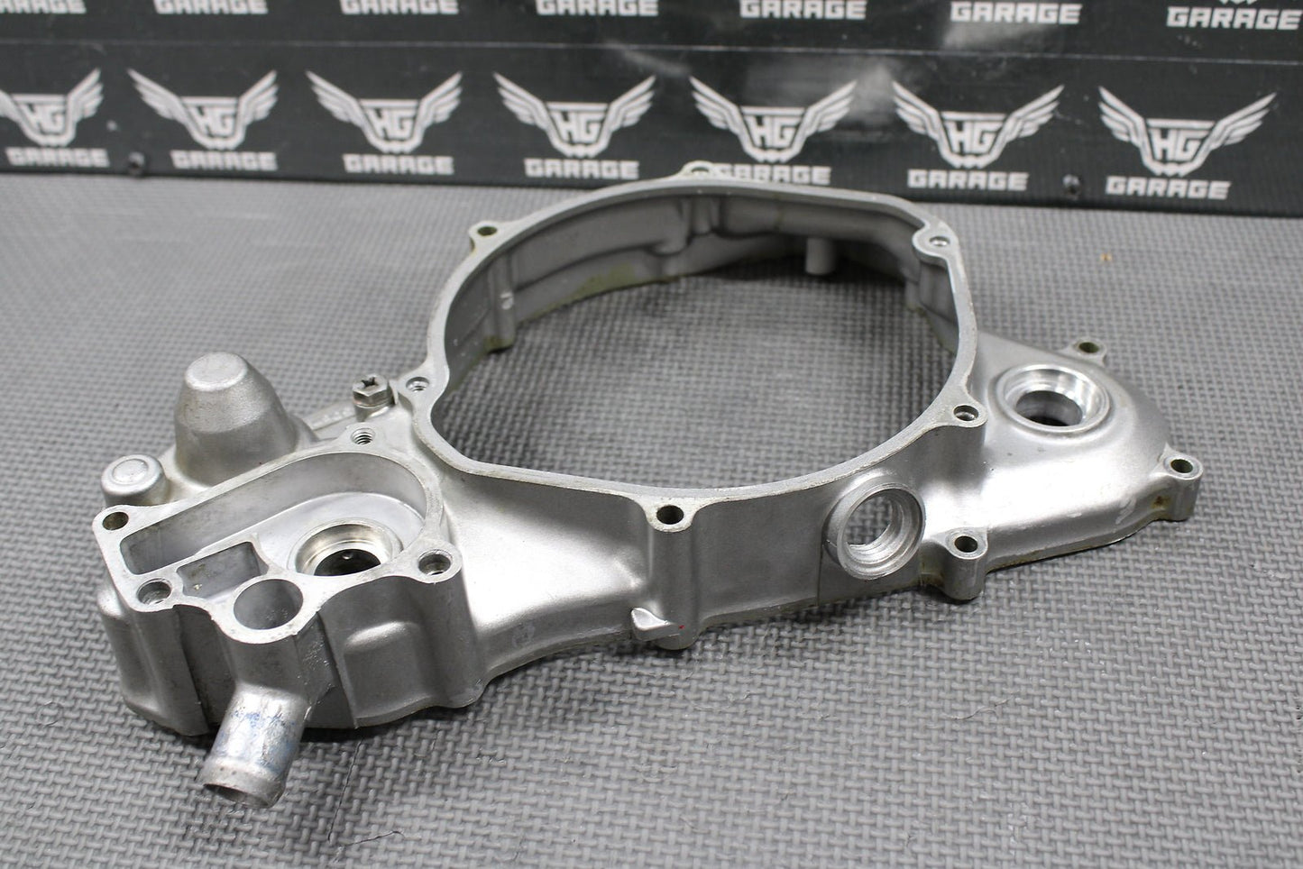 1994 92 - 96 HONDA CR250R OEM RIGHT CRANKCASE INNER CLUTCH COVER 11341 - KZ3 - 890 - hggarage