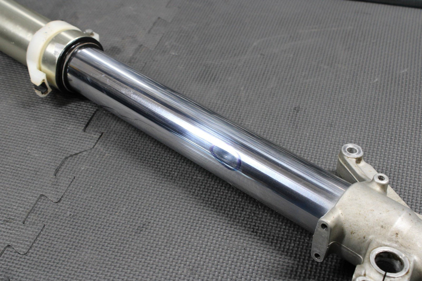 2000 SUZUKI RM125 OEM FRONT LEFT SUSPENSION FORK SHOCK 51104 - 36E80 NEEDS WORK! - hggarage