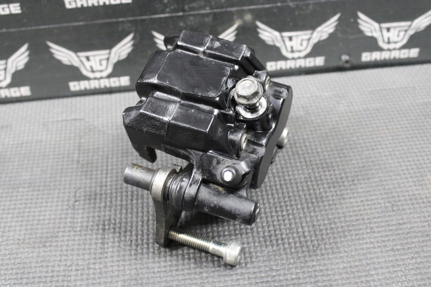 2009 2010 KAWASAKI KLX250SF OEM FRONT BRAKE CALIPER & BRACKET 43080 - 0064 - 25S - hggarage