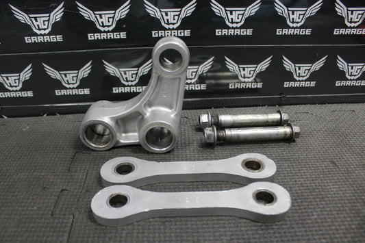 1994 KAWASAKI KX125 OEM REAR SHOCK LINKAGE LINKS DOGBONE ROD ARM 39007 - 1228 - hggarage
