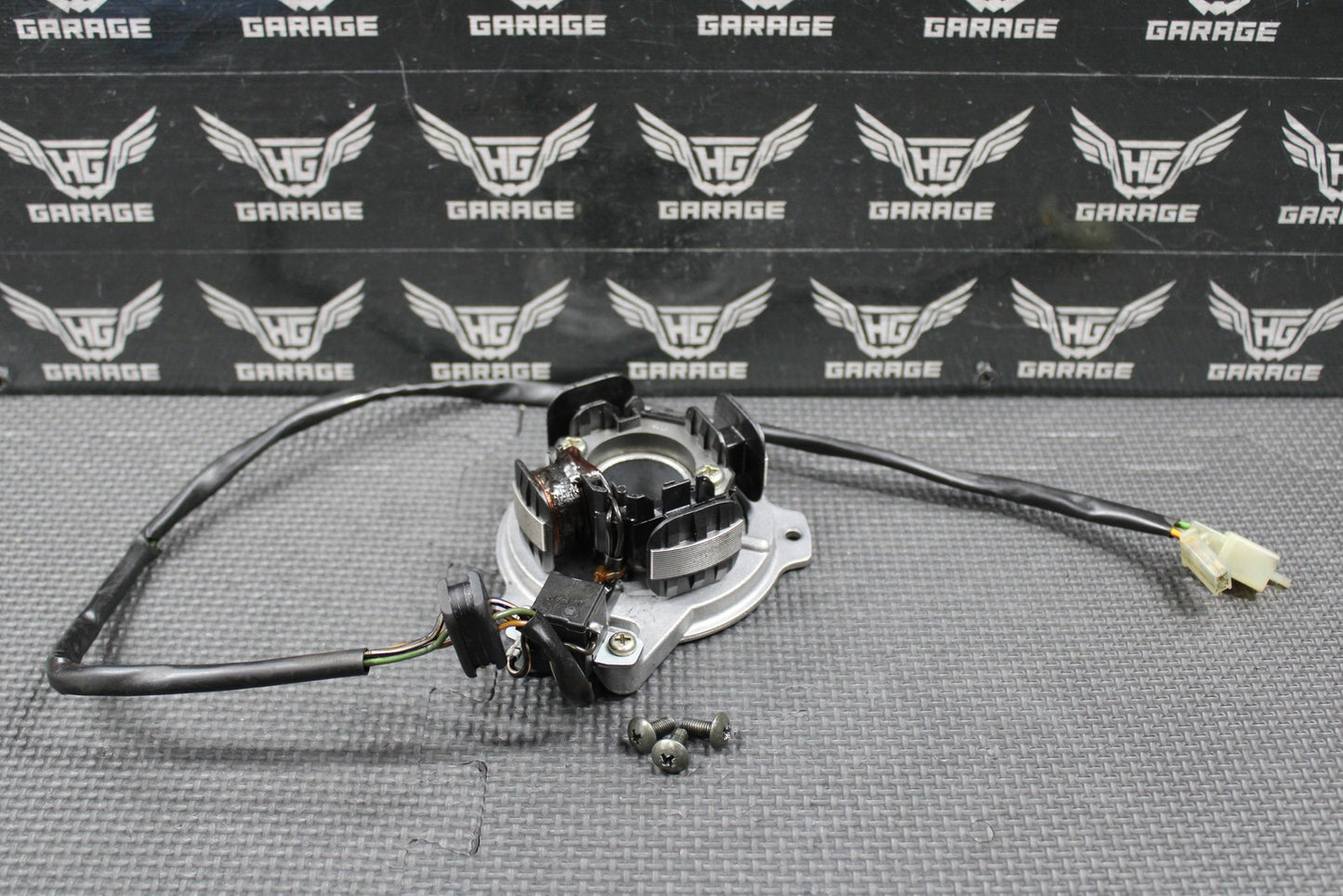 47272334