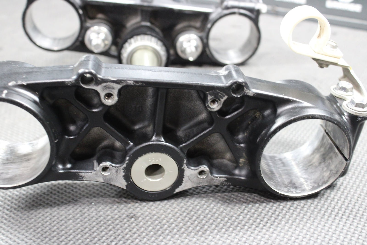 2009 Kawasaki KX250F OEM Front Forks Lower Upper Triple Tree Stem Clamp - hggarage