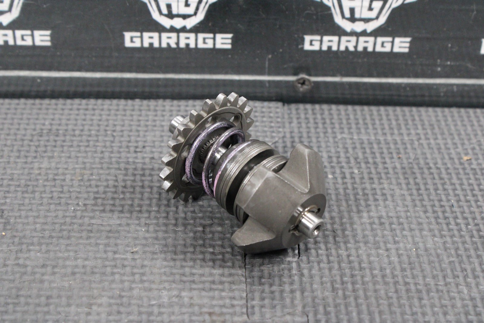 2002 99 - 22 YAMAHA YZ250 OEM ENGINE POWERVALVE EXHUAST VALVE LINKAGE GOVERNOR ROD - hggarage