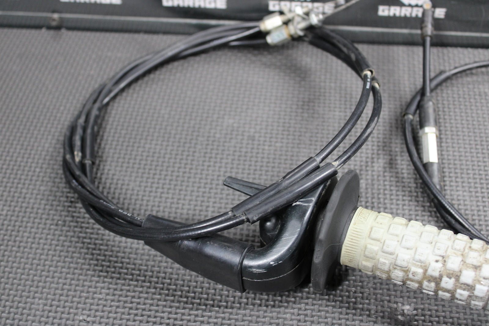 2006 HONDA CRF450R OEM THROTTLE CABLE TUBE ASSEMBLY HOTSTART CABLE PLUNGER - hggarage