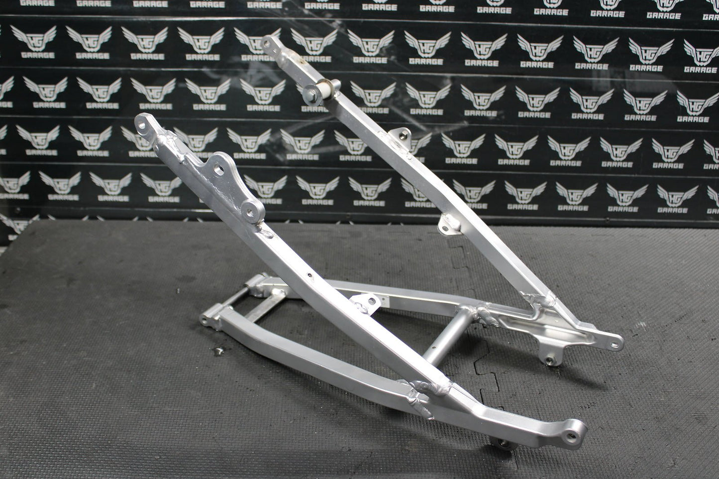 2006 Yamaha YZ250F YZ450F OEM Rear Back Sub Frame Subframe Rail 5XC - 21190 - 90 - 00 - hggarage