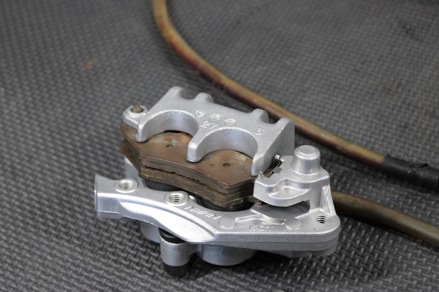 1998 HONDA 96 - 99 CR125R CR250R OEM NISSIN FRONT BRAKE CALIPER MASTER CYLINDER - hggarage