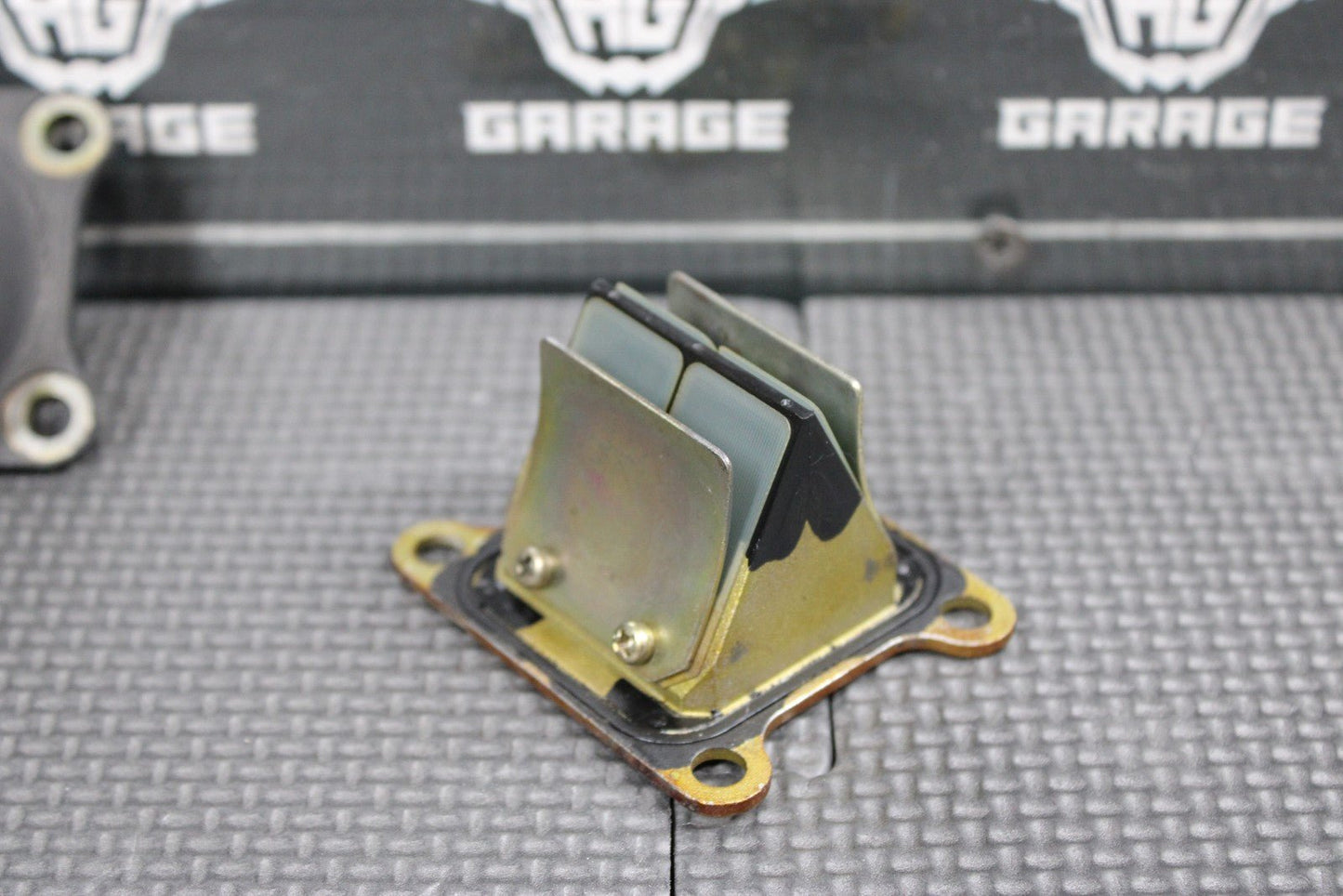 2004 KAWASAKI KX65 00 - 22 OEM INTAKE REED BLOCK ASSEMBLY 12021 - 1015 - hggarage