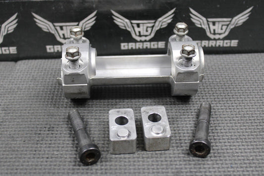 2004 KTM 125SX OEM FRONT FORK TRIPLE TREE HANDLEBAR BAR CLAMP 5900103930001 - hggarage