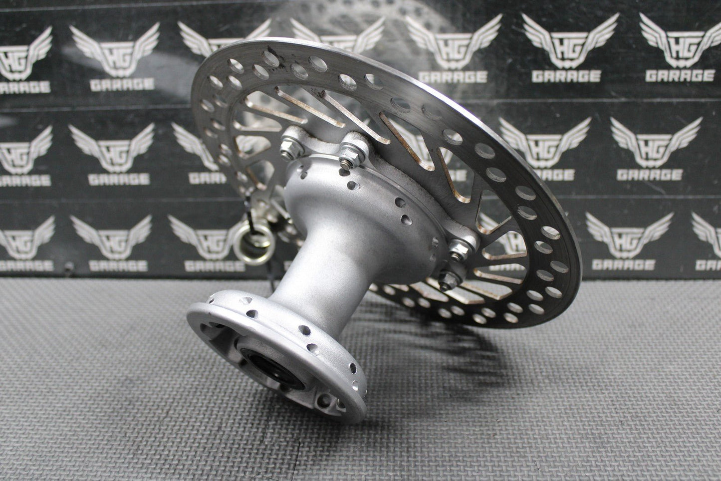1995 HONDA 95 - 97 CR500R 95 - 96 CR250R OEM FRONT WHEEL RIM HUB ROTOR 44601 - MAC - 680 - hggarage